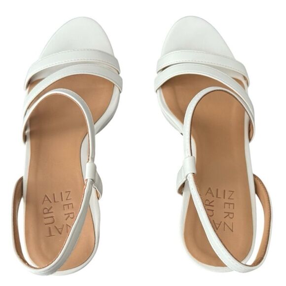 Naturalizer Brenta Women's White Strappy High Heels White Smooth Size 6 Wide - Picture 6 of 9